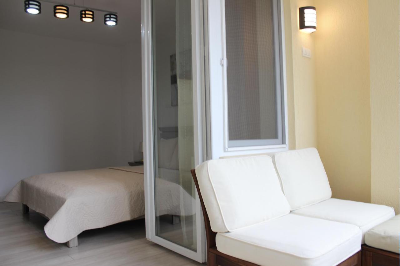 Luxury City Center Apartment - Romana Бухарест Экстерьер фото