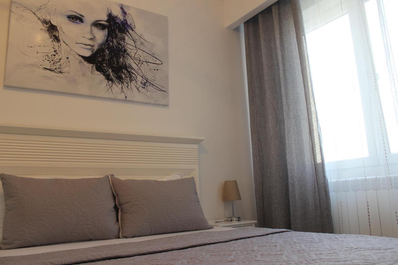 Luxury City Center Apartment - Romana Бухарест Экстерьер фото